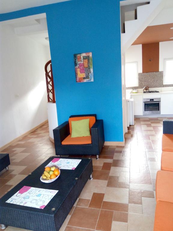 Chez Momar, Surf Trip Appartamento Dakar Esterno foto