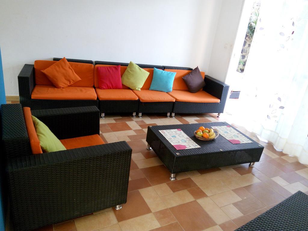 Chez Momar, Surf Trip Appartamento Dakar Esterno foto